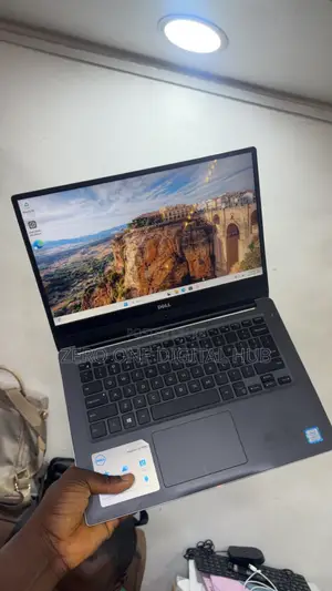 Laptop Dell Inspiron 14 7000 16GB Intel Core i7 SSD 256GB