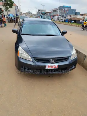 Honda Accord 2006 Gray