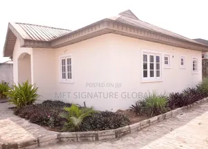 2bdrm Bungalow in Noforija, Epe for sale