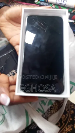 Apple iPhone X 64 GB Black