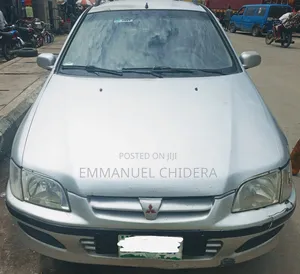 Mitsubishi Spacestar 2004 Silver