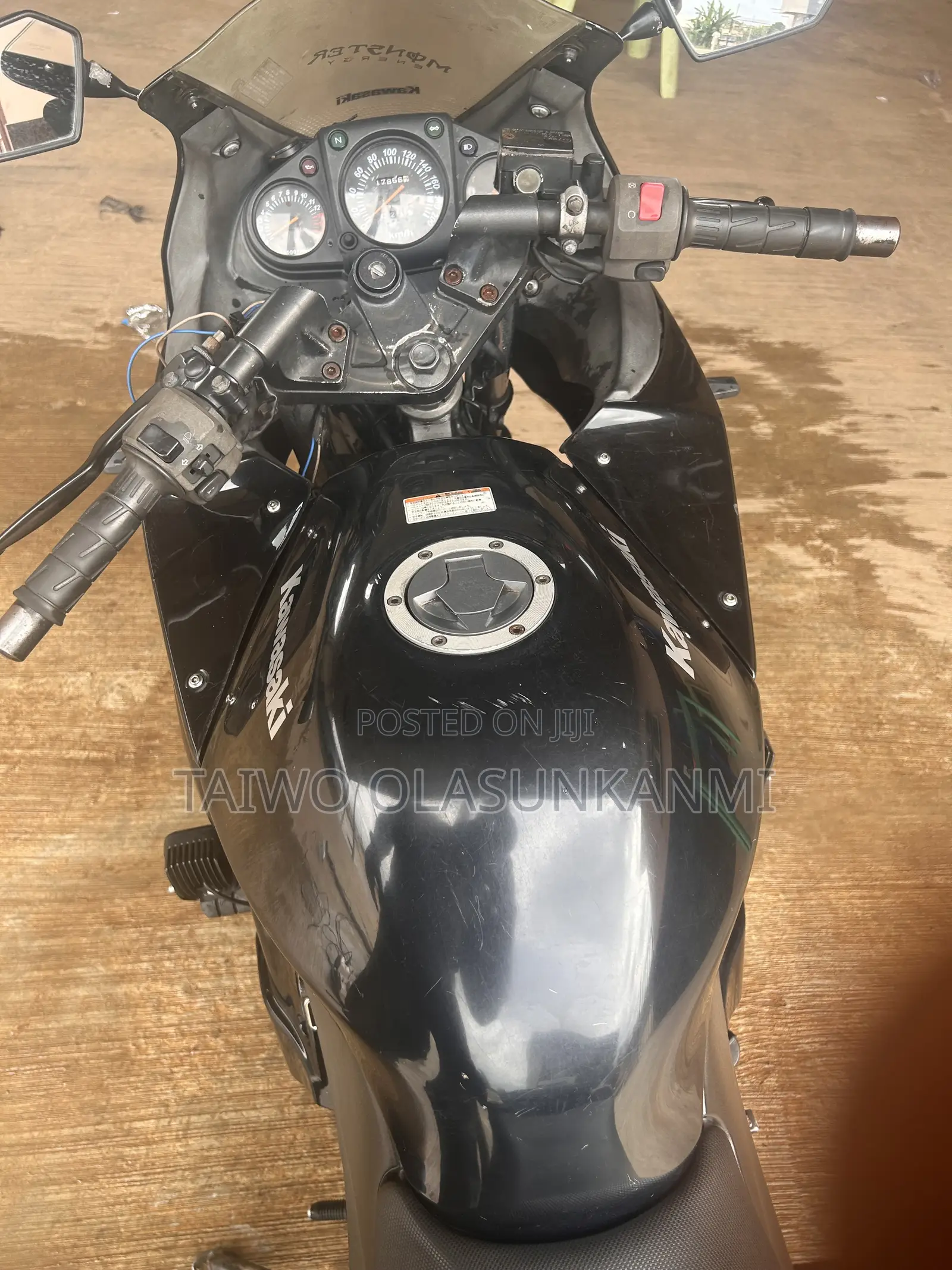 Kawasaki 2010 Black