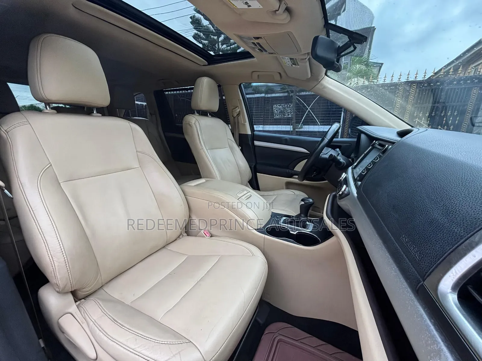 Toyota Highlander 2016 Gold