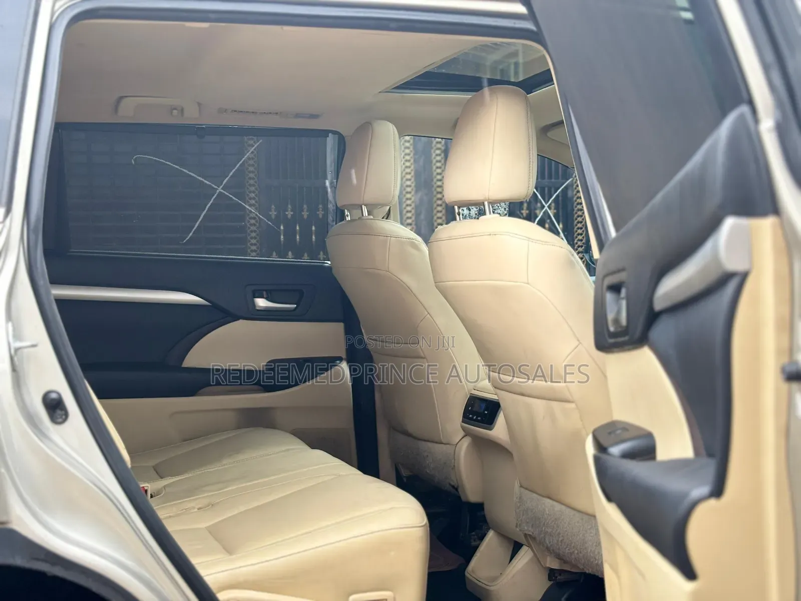 Toyota Highlander 2016 Gold