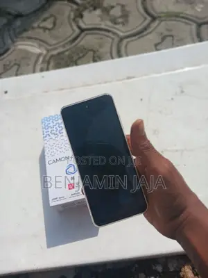 Tecno Camon 40 128 GB Blue
