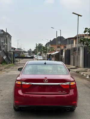 Lexus ES 2013 Red