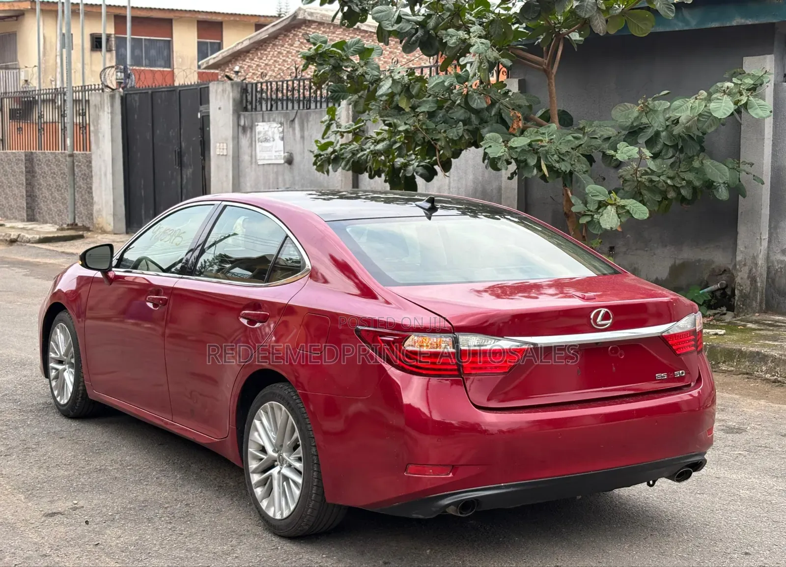 Lexus ES 2013 Red