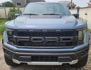 Ford F-150 2025 Beige