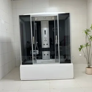 Shower Room With Jaccuzi and Steam