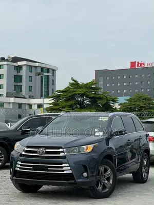 Toyota Highlander Limited Platinum 4x4 V6 (3.5L 6cyl 8A) 2018 Blue
