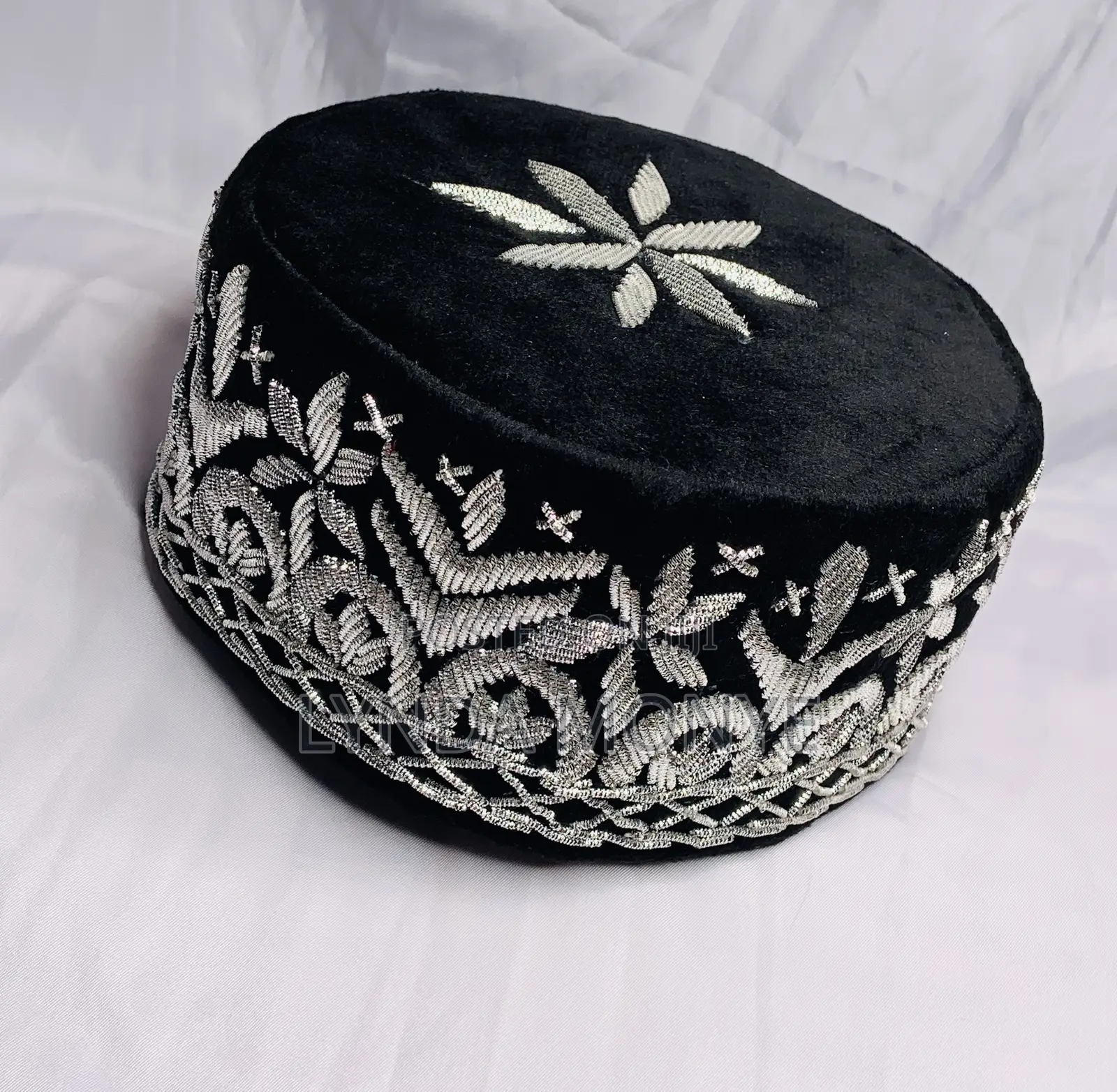 Men’S Wire Hand Woven Traditional Caps