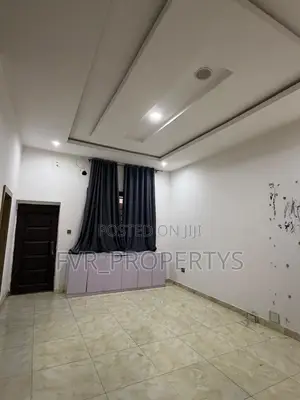 1bdrm Shared Apartment in Vgc for rent