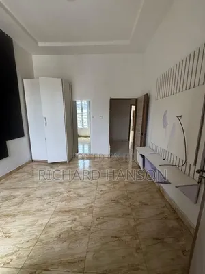 1bdrm Shared Apartment in Not Mini Flat, Chevron for rent