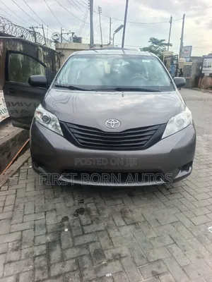 Toyota Sienna 2014 Gray
