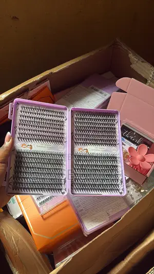 Cluster Lashes