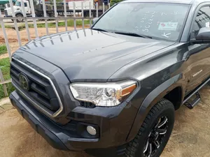 Toyota Tacoma SR5 Access Cab 6' Bed V6 AT 2023 Gray