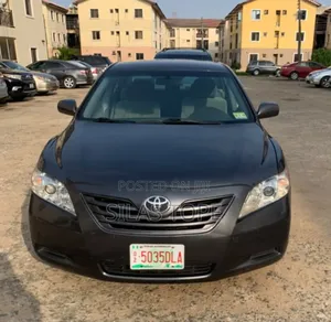 Toyota Camry LE 4dr Sedan (2.4L 4cyl 5A) 2009 Gray