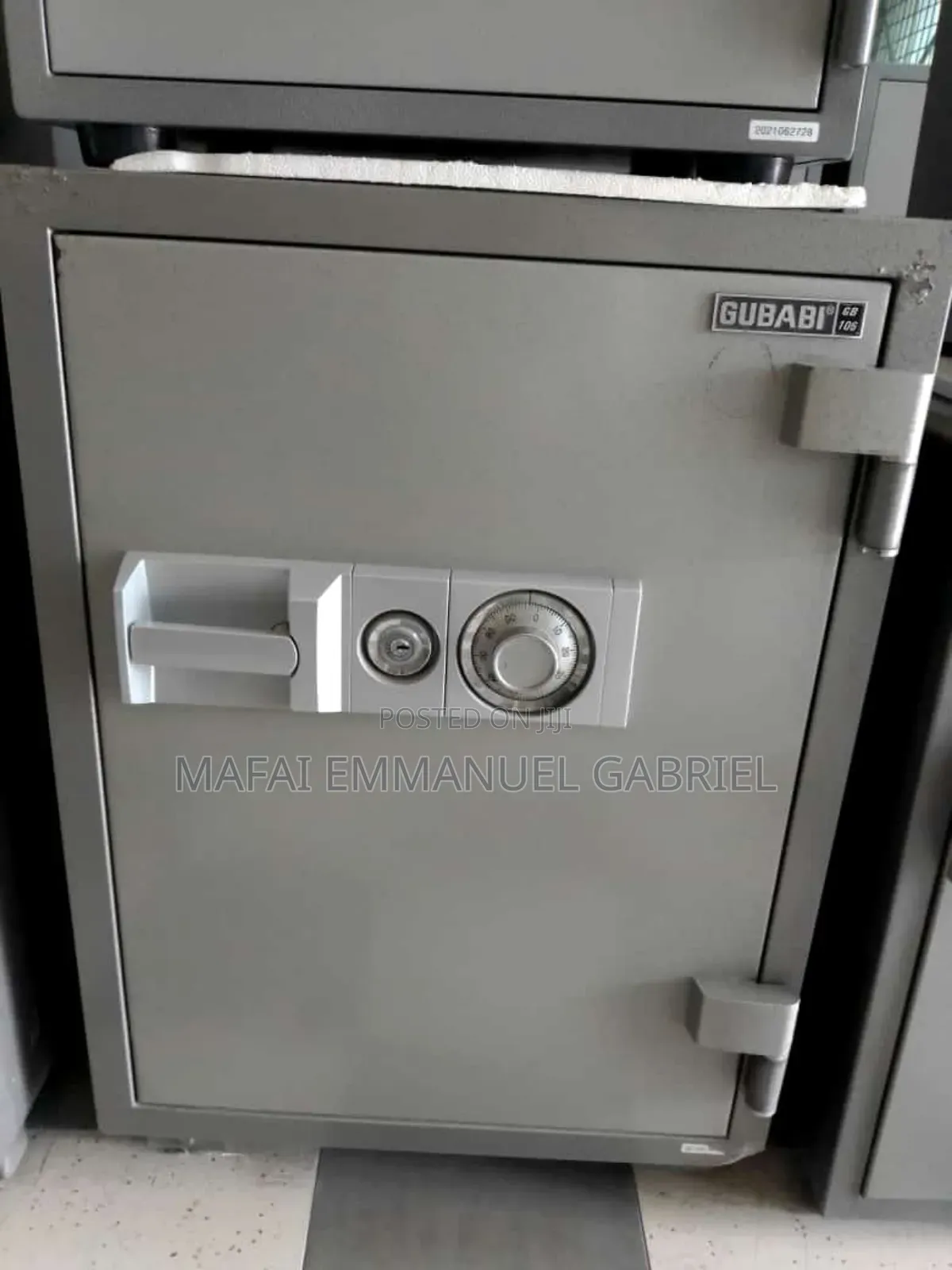 106 Fire Proof Safe With Combination Lock