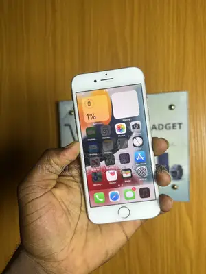 Apple iPhone 7 32 GB Silver
