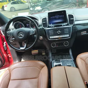 Mercedes-Benz GLE-Class 2018 Red