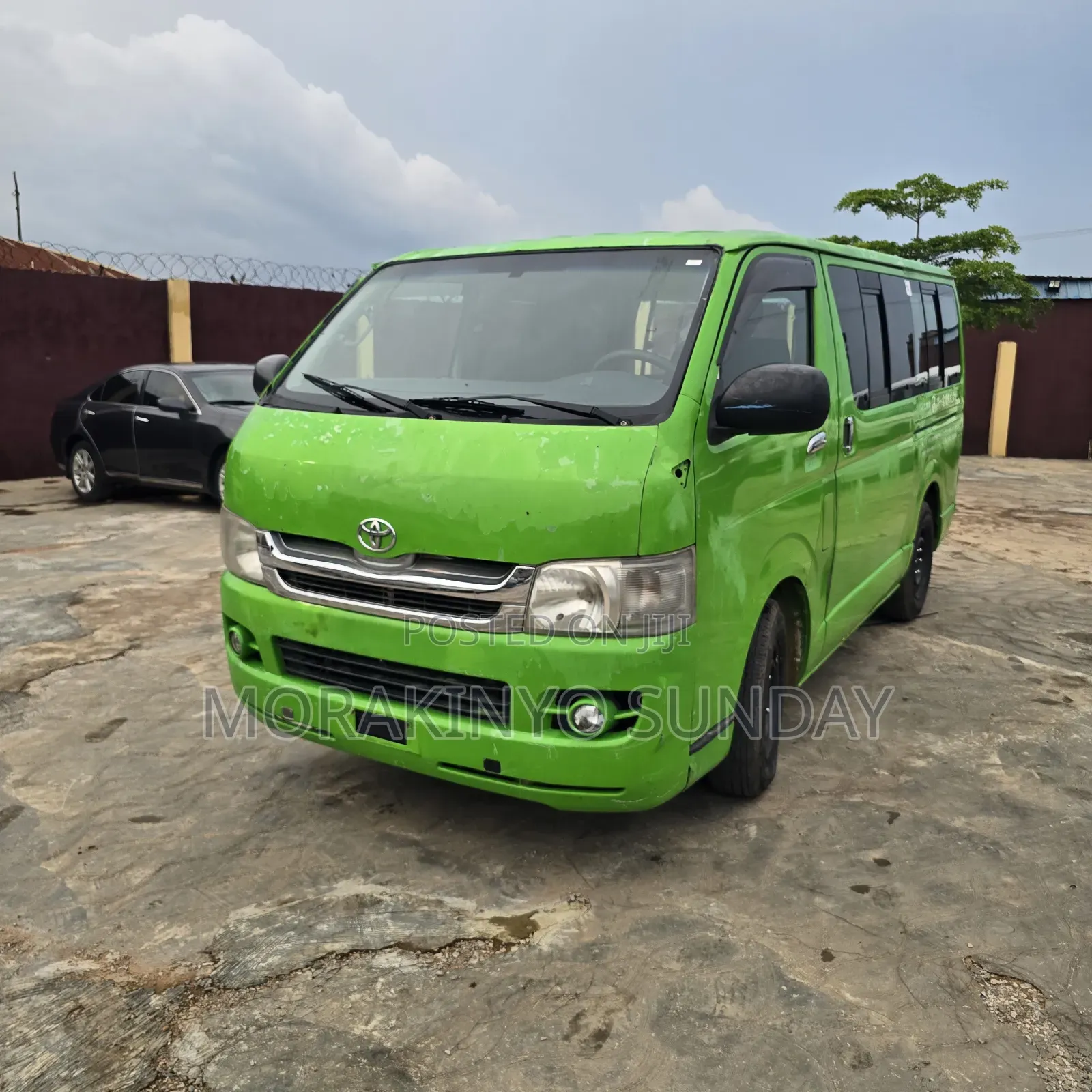Toyota HiAce 2006 Green