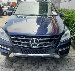 Mercedes-Benz M Class ML 350 4Matic 2013 Blue