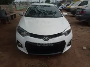 Toyota Corolla 2014 White
