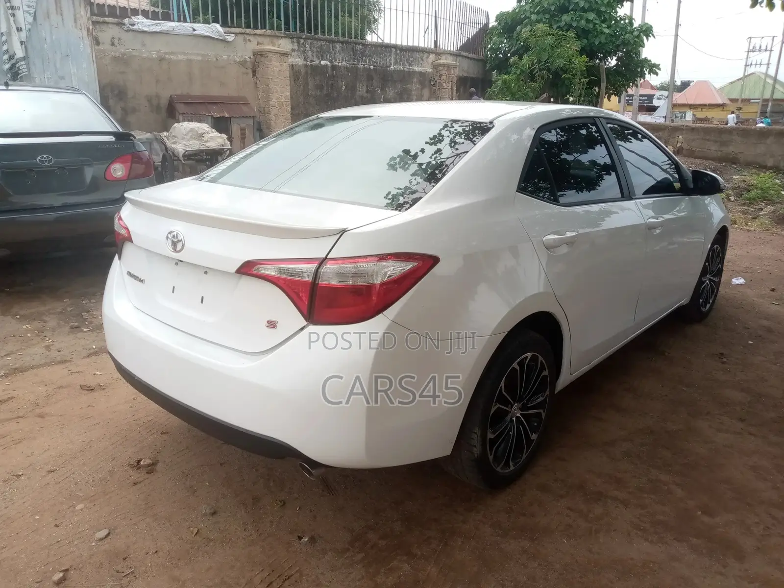 Toyota Corolla 2014 White