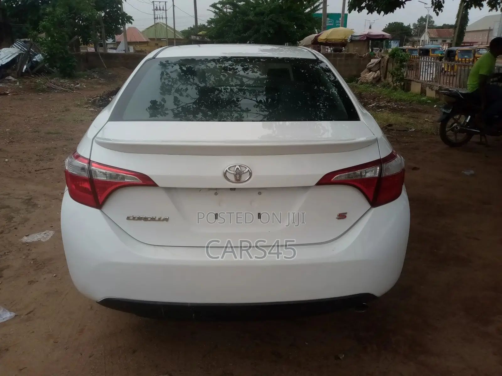 Toyota Corolla 2014 White