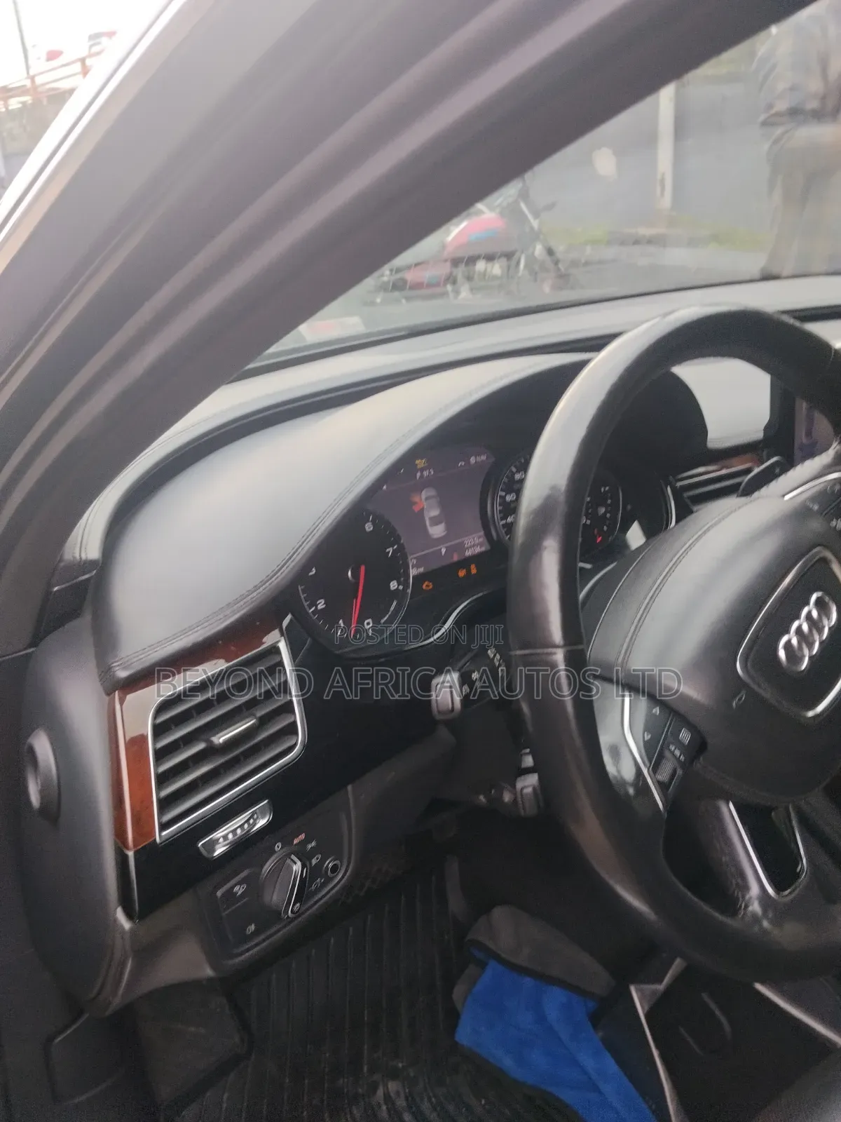 Audi A8 2012 Gray