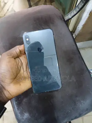 Apple iPhone XS Max 64 GB Black