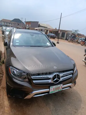 Mercedes-Benz GLC-Class 2018 Brown