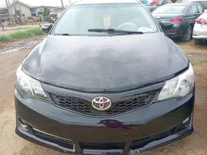 Toyota Camry SE 4dr Sedan (2.5L 4cyl 6A) 2012 Black