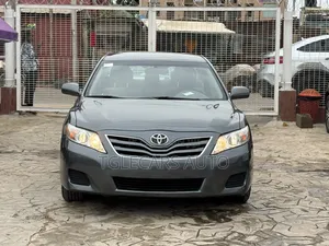 Toyota Camry 2011 Gray