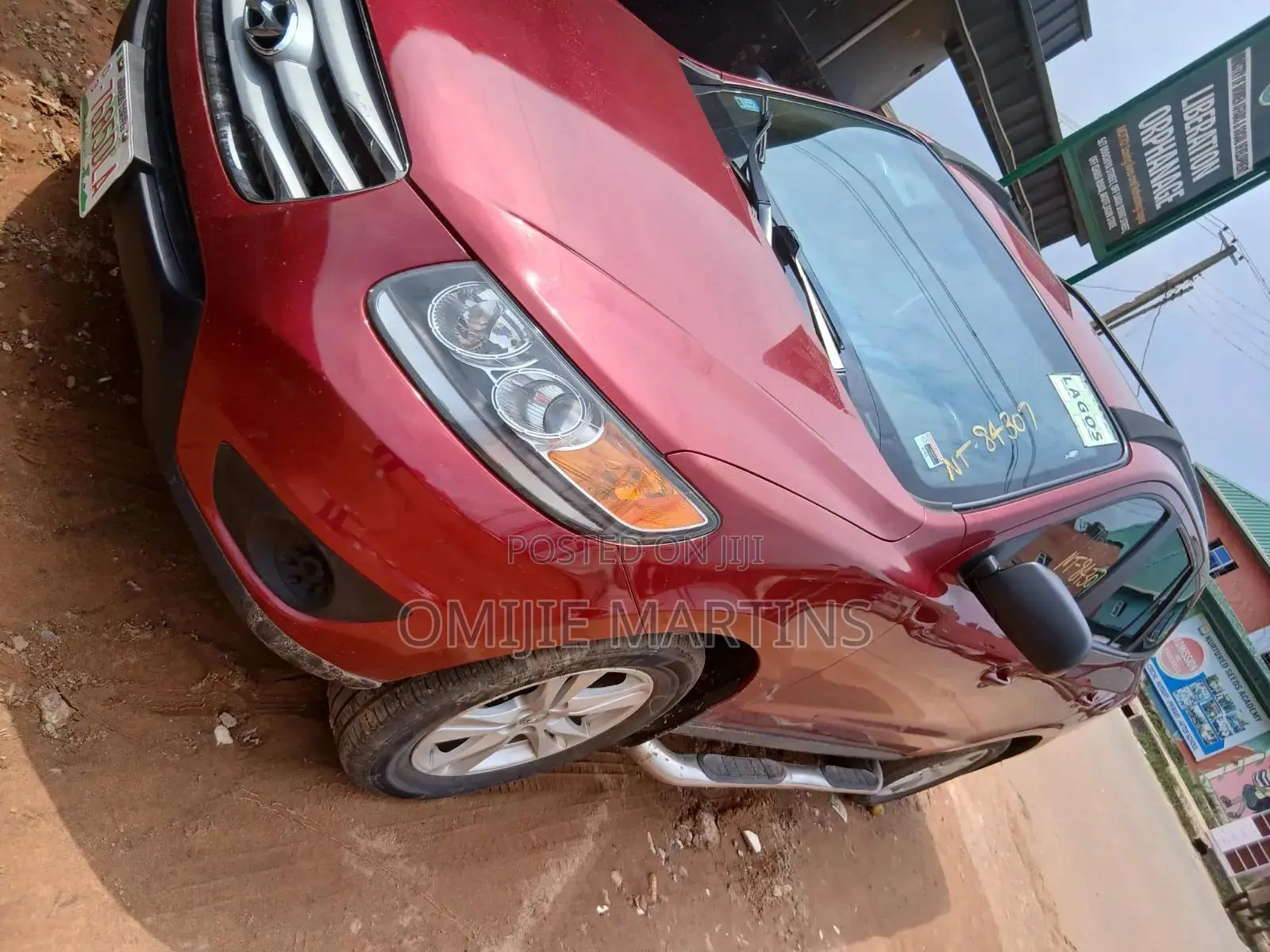 Hyundai Santa Fe 2012 Red