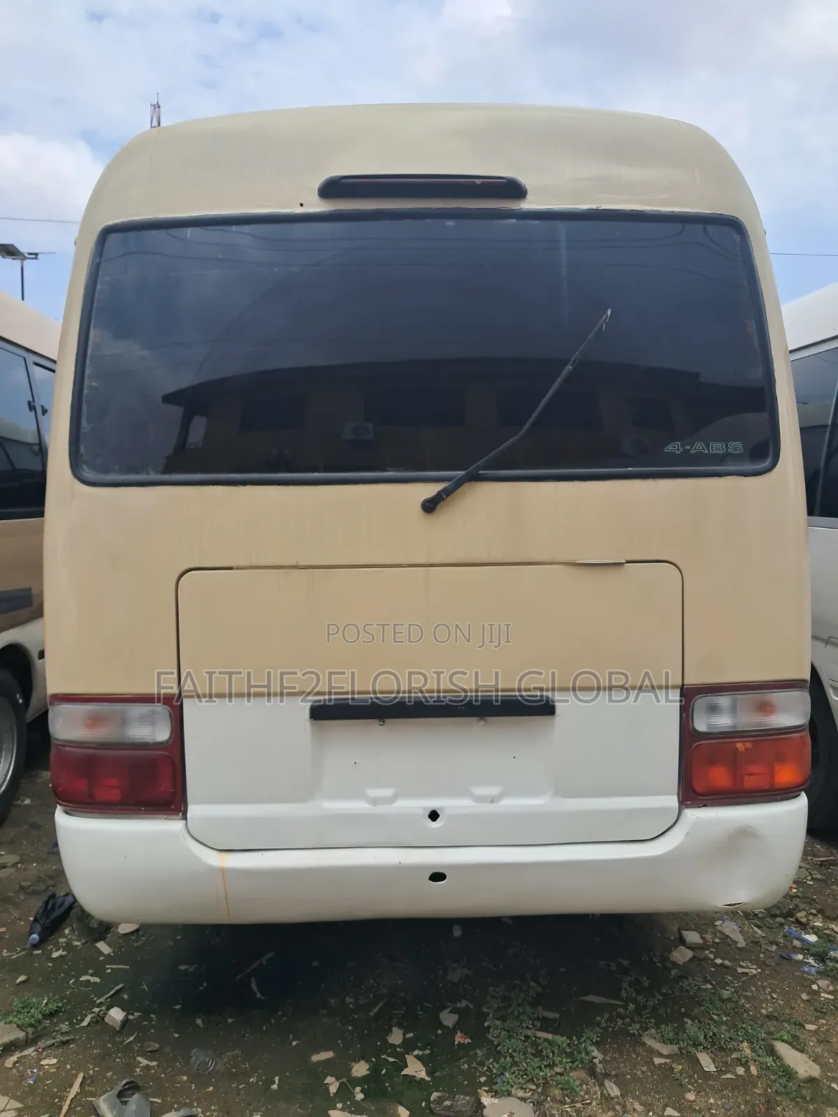 Toyota Coaster 2017 Gold