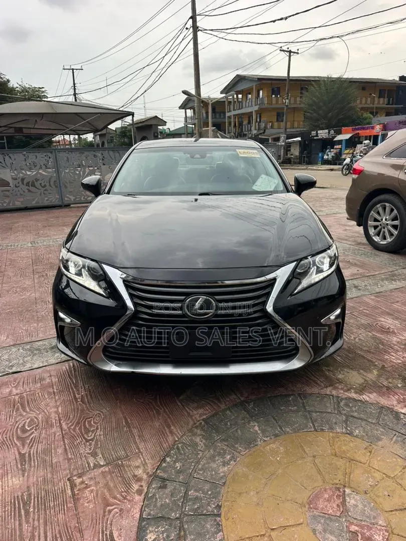 Lexus ES 2017 Black