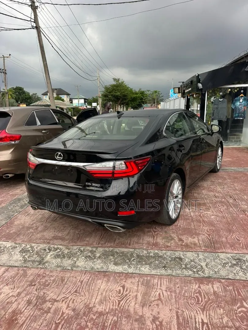 Lexus ES 2017 Black