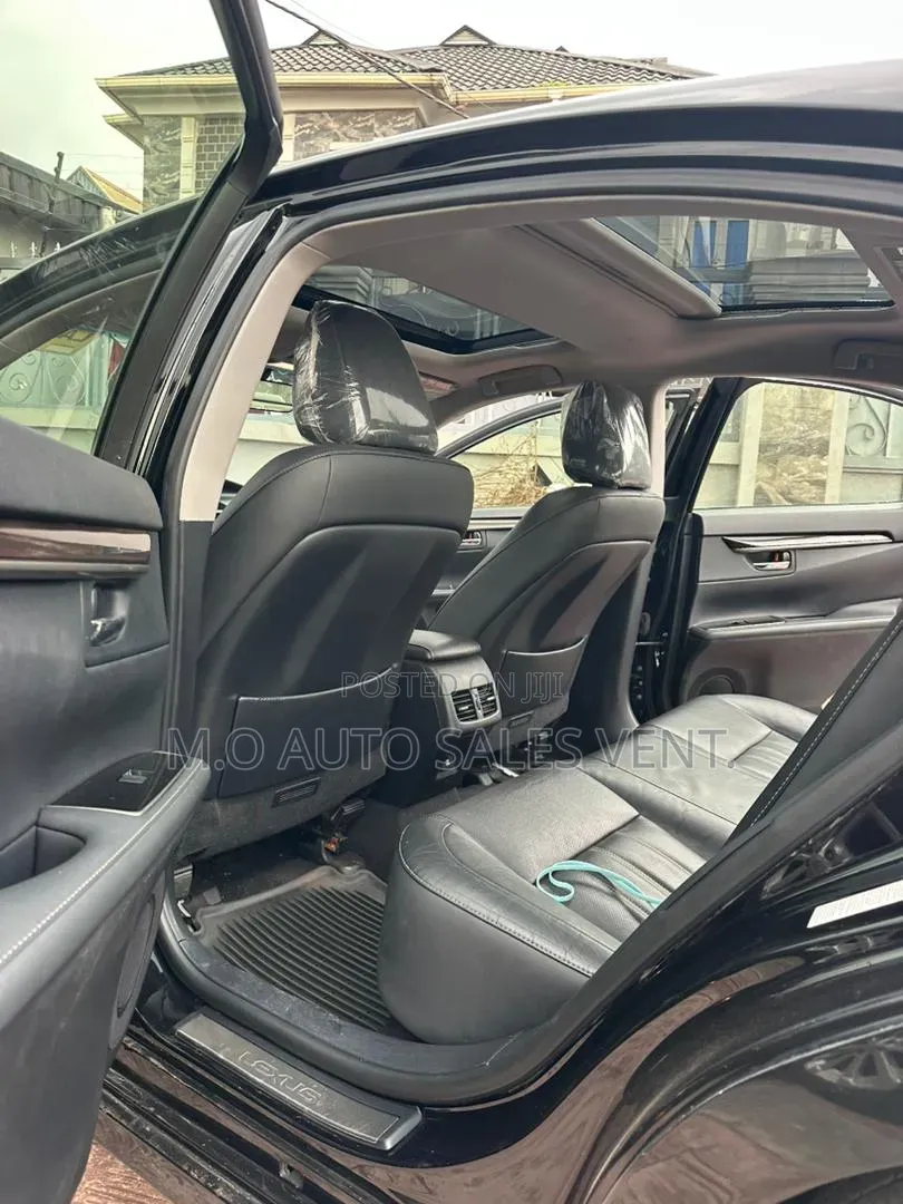 Lexus ES 2017 Black