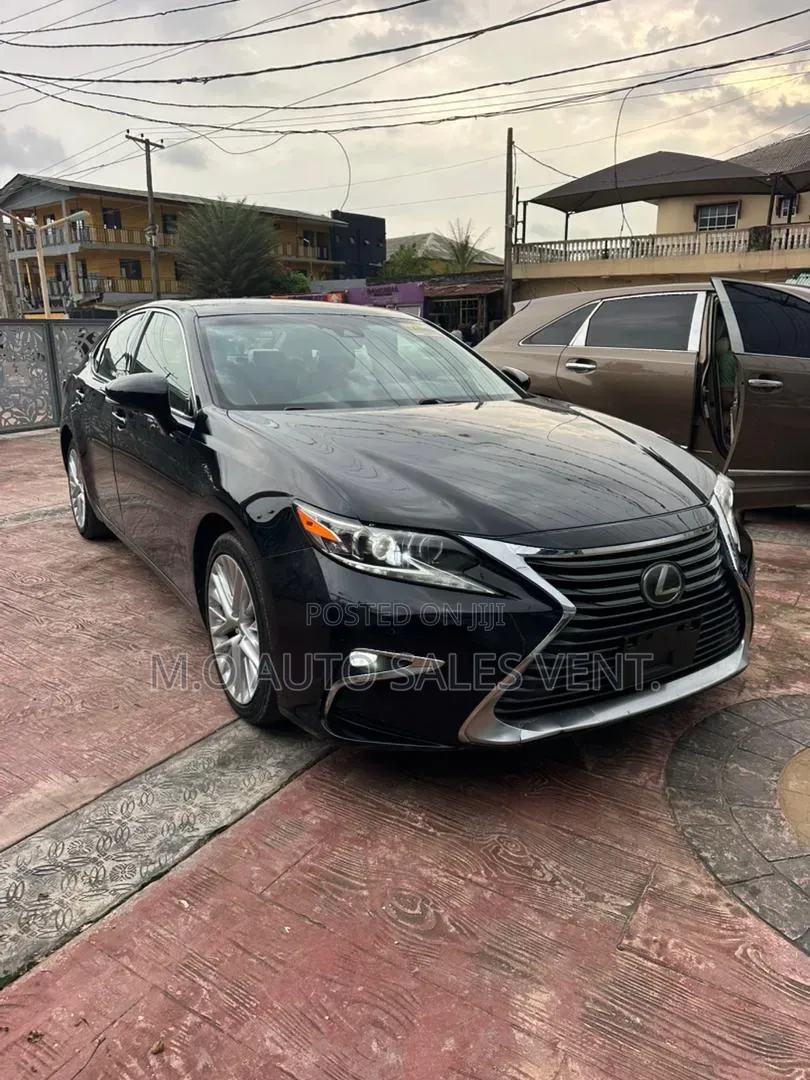Lexus ES 2017 Black