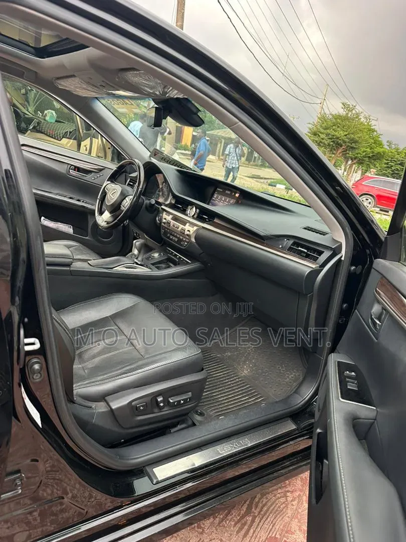 Lexus ES 2017 Black