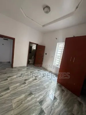 Studio Apartment in Chevron for rent