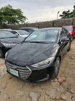 Hyundai Elantra 2018 Black