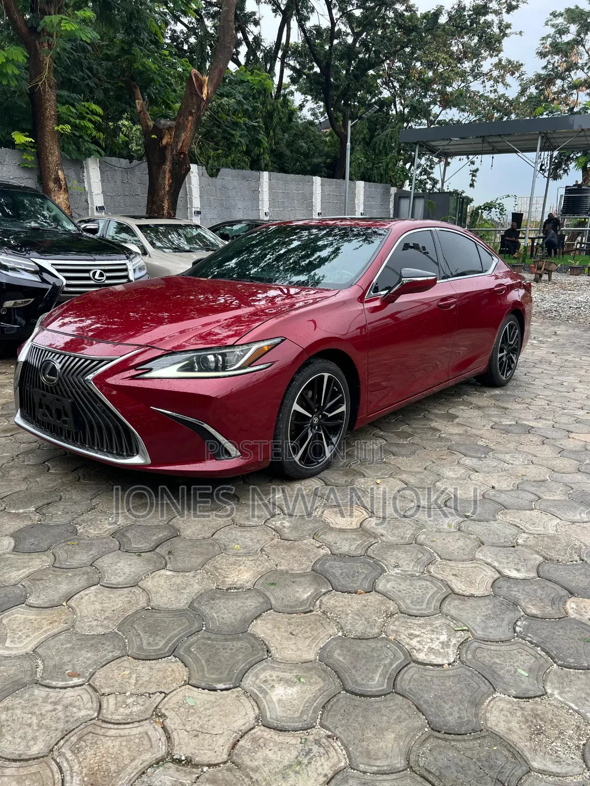 Lexus ES 2019 Red