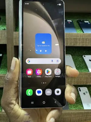 Samsung Galaxy Z Fold 5 1 TB Gold