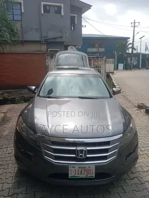 Honda Crosstour 2011 Gray