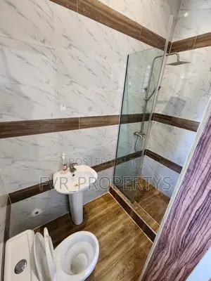 1bdrm Shared Apartment in Orchid, Ikota for rent