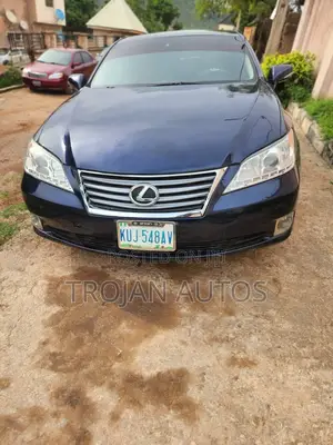 Lexus ES 350 2010 Blue