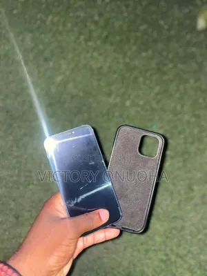 Apple iPhone 12 64 GB Blue