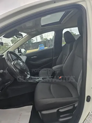 Toyota Corolla XSE 2021 White